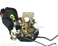 现代伊兰特汽车前门锁体